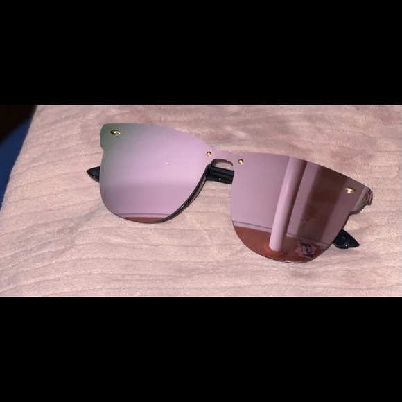 NEW Sunglasses - Picture 11 of 12